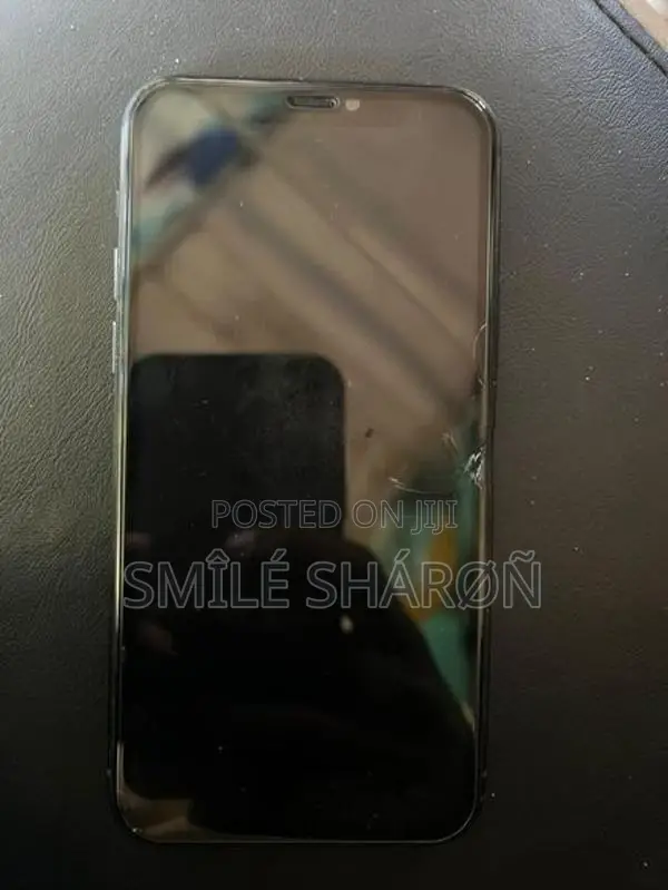 Apple iPhone 11 Pro (Used)