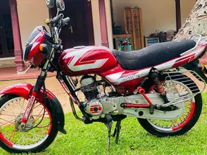 Bajaj CT100 2006