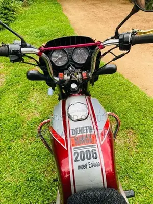 Bajaj CT100 2006