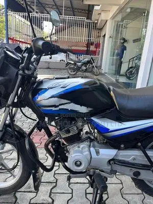 Bajaj CT100 2024