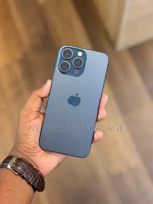 Apple iPhone 15 Pro Max 256GB (Used)