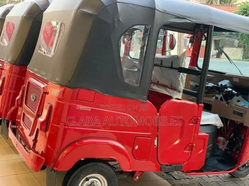 Bajaj RE 2026