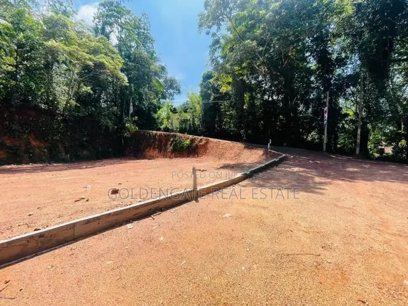 Best Residential Land for Sale Near the Suriyagama at Kadawatha