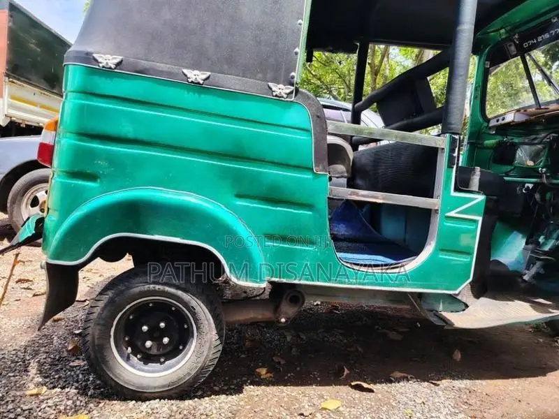 Bajaj RE 2 Stroke 2002