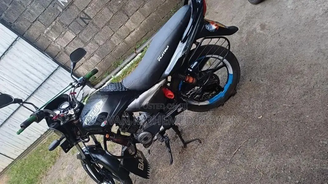 Bajaj Platina 100 2013