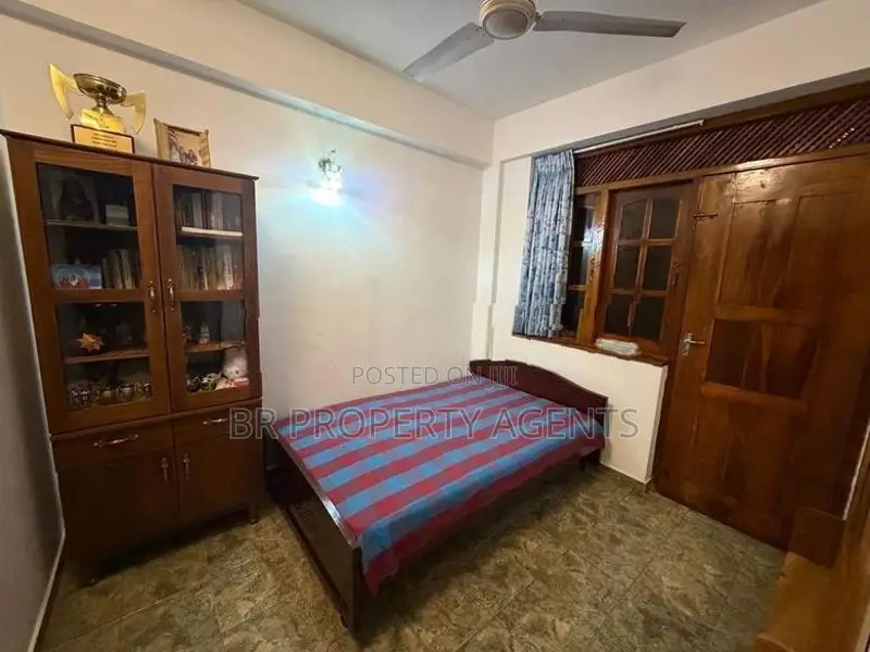 Apartment for Sale in Colombo 13