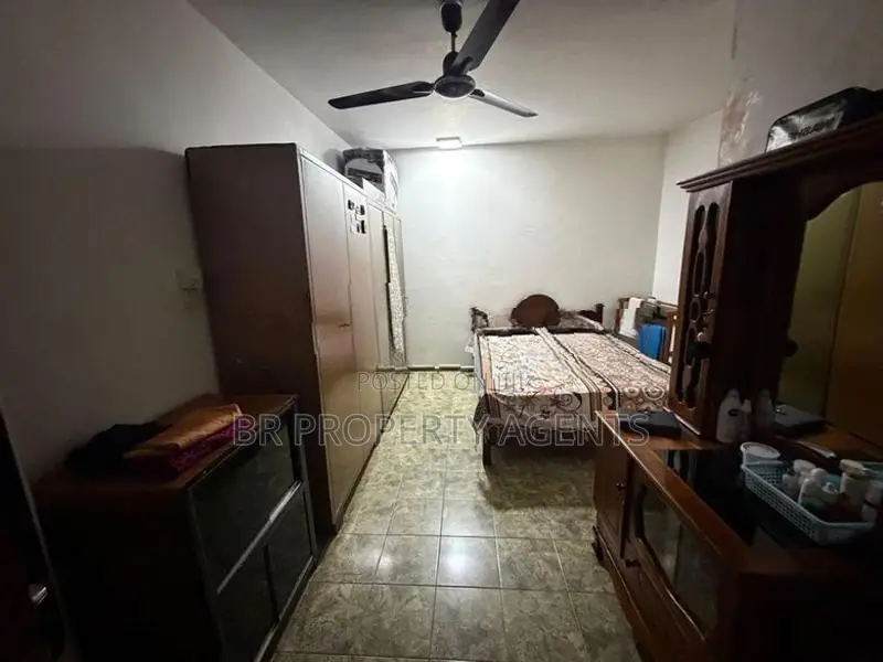 Apartment for Sale in Colombo 13