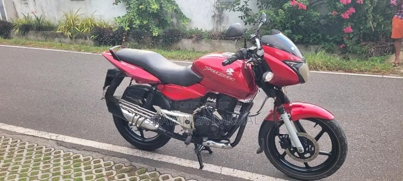 Bajaj Pulsar 180 2007