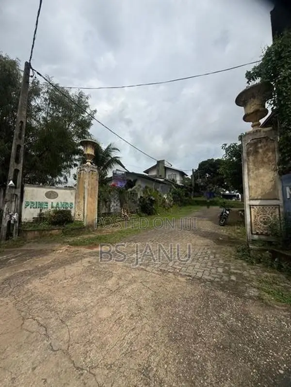 7-Perch Residential Land For Sale – Athurugiriya