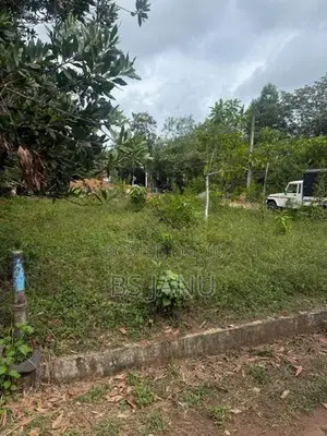 7-Perch Residential Land For Sale – Athurugiriya