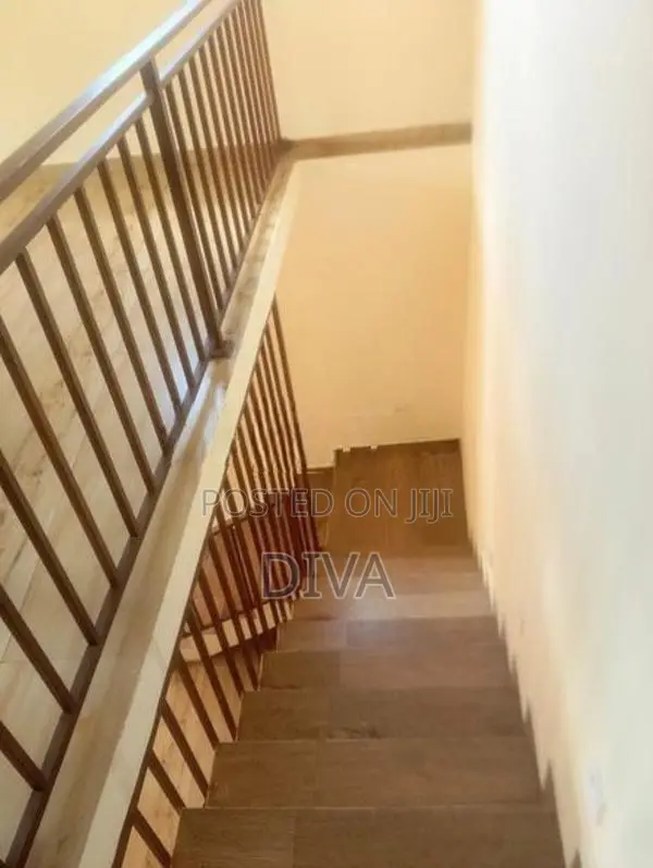 Two Story House For Rent In Dehiwala
