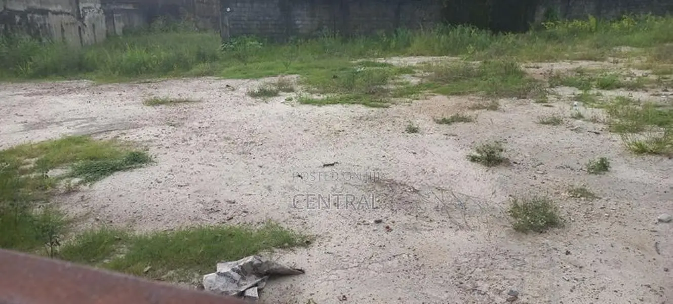 6.8 Perches Land for Sale in Wellawatte Colombo 06 (C7-10911)