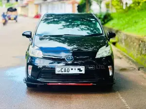Toyota Prius 3 Rd Gen S Limited 2012