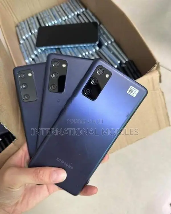 Samsung Galaxy S20FE 5G Fullset (Used)
