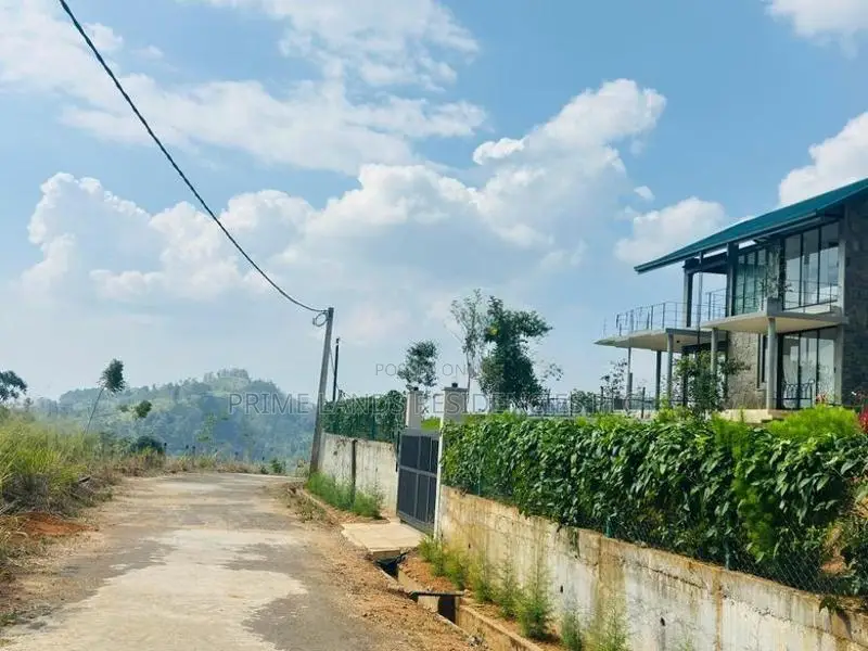 Lands for Sale in Pussellawa