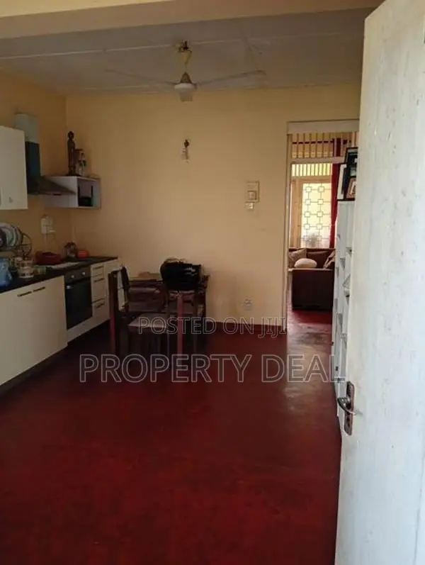 House for Sale Colombo 04 - Pdh423
