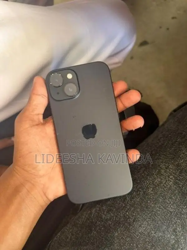 Apple iPhone 15 (Used)
