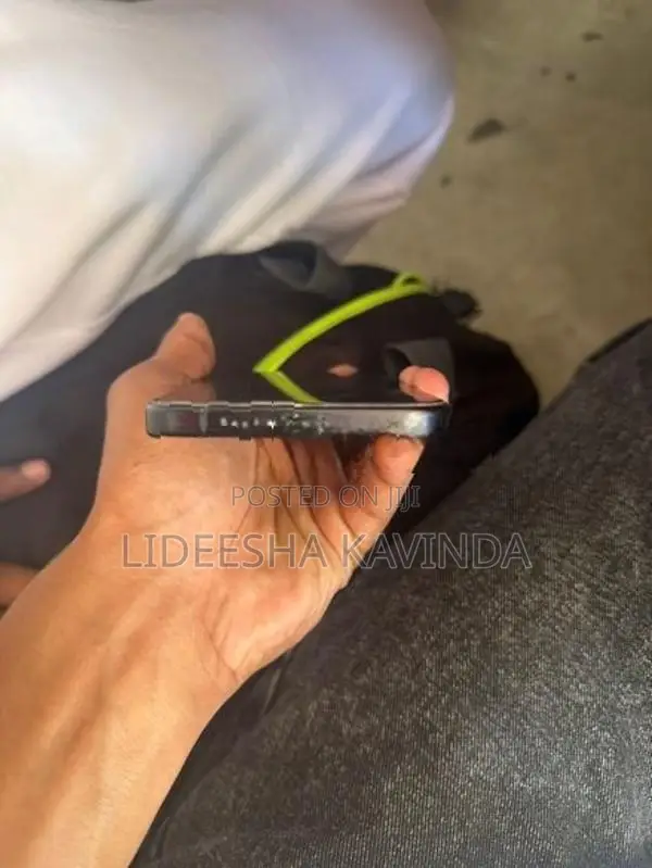 Apple iPhone 15 (Used)