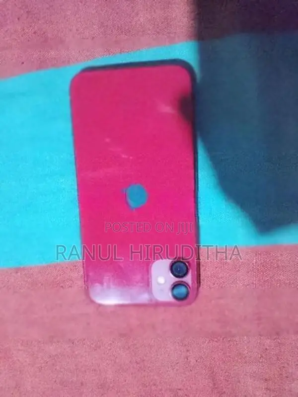 Apple iPhone 11 (Used)
