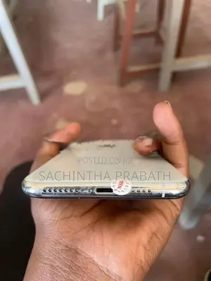 Apple iPhone XS Max (Used)