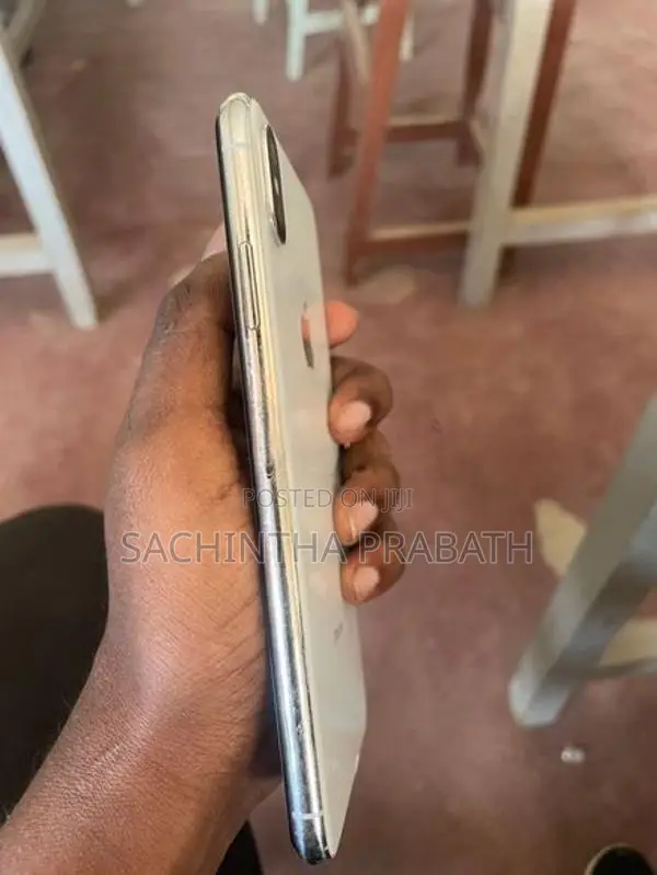 Apple iPhone XS Max (Used)