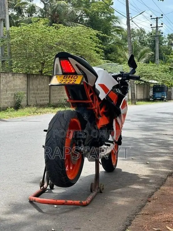 KTM RC 200 2019