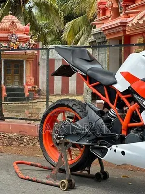 KTM RC 200 2019