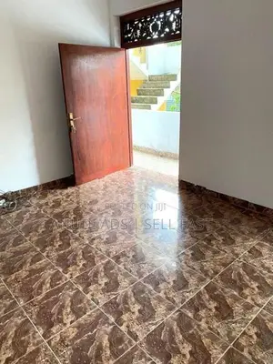 4 Storied Building For Sale in Mount Lavinia