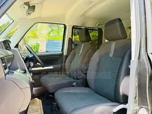 Toyota Roomy Custom G Highest 2024