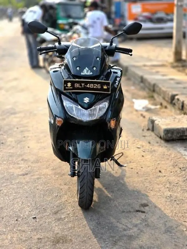 Suzuki Burgman 125 2026