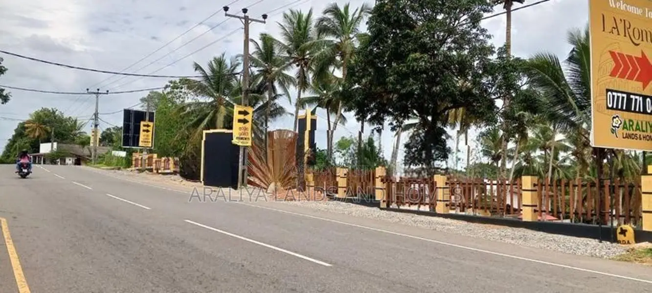 Land for Sale in Kiriwaththuduwa -Homagama