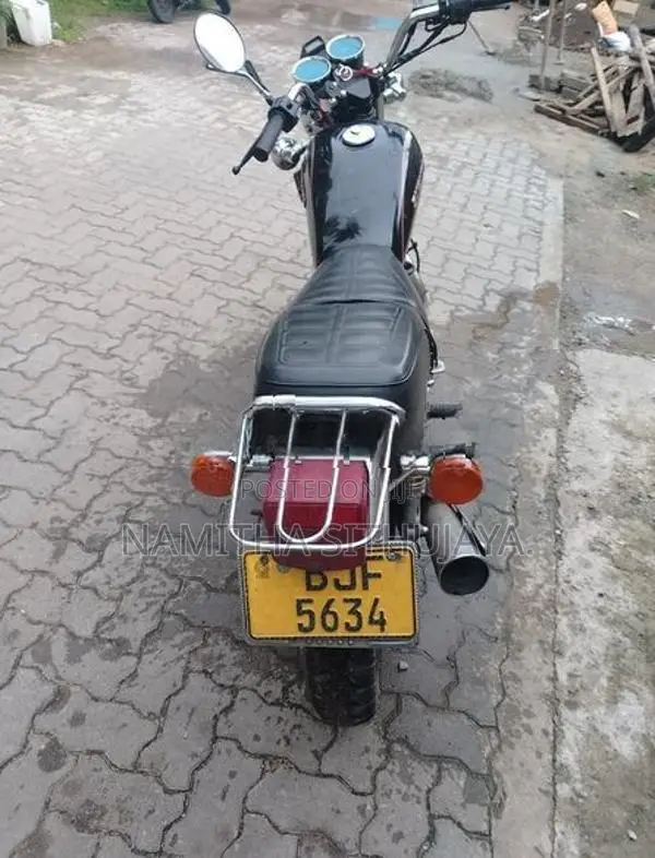 Senaro GN 125 2023