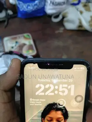 Apple iPhone 11 (Used)