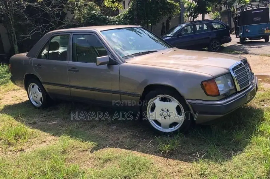 Mercedes Benz E200 1989