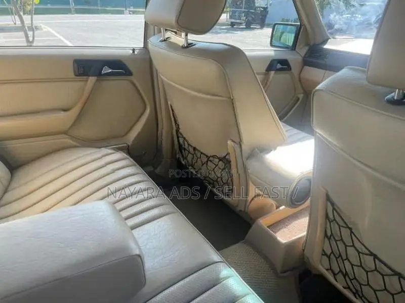 Mercedes Benz E200 1989