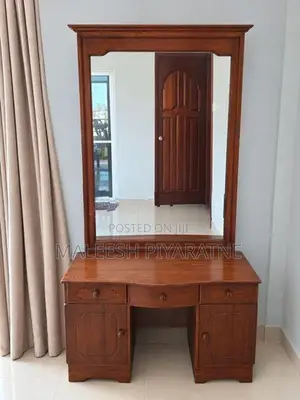 Solid Wood Dressing Table with Mirror