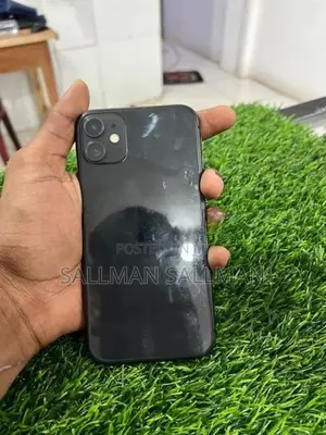 Apple iPhone 11 (Used)