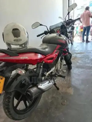 Bajaj Pulsar 150 2015