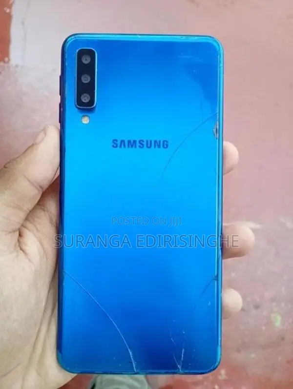 Samsung Galaxy A7 (Used)