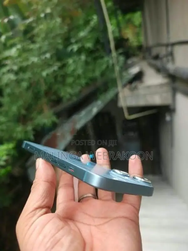 Apple iPhone 14 (Used)