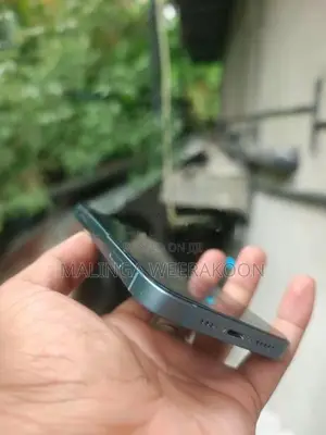 Apple iPhone 14 (Used)