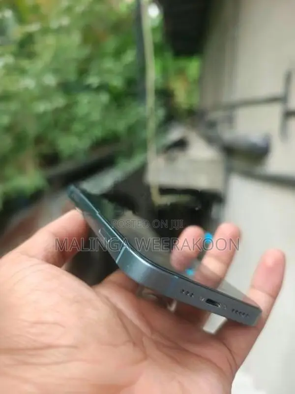 Apple iPhone 14 (Used)