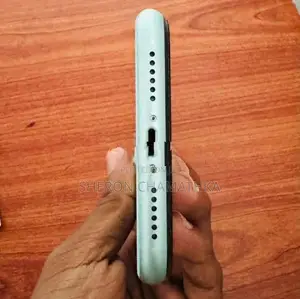 Apple iPhone 11 (Used)