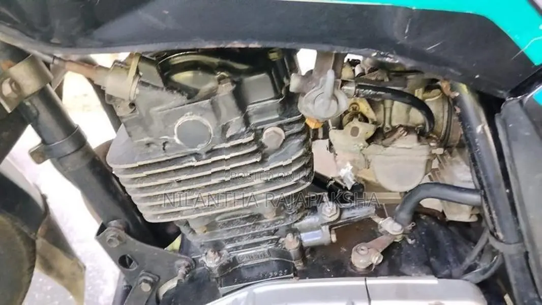 Suzuki GS 125 155_ 3492 1995