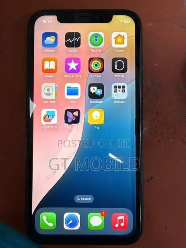 Apple iPhone XR 64GB (Used)