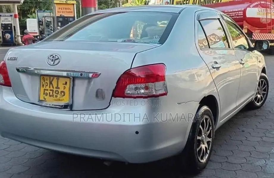 Toyota Belta 2007