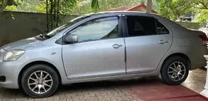 Toyota Belta 2007