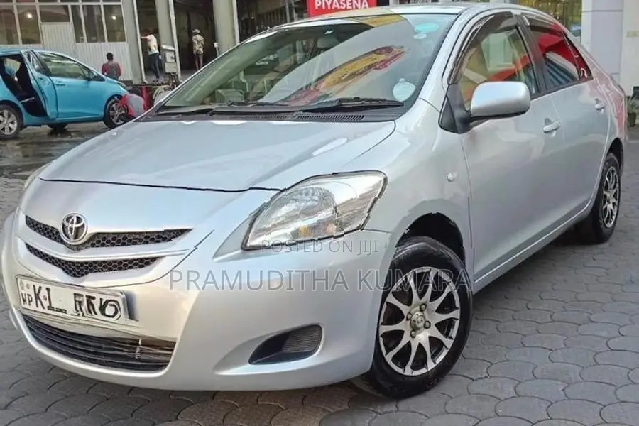 Toyota Belta 2007