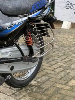 Bajaj CT100 2016