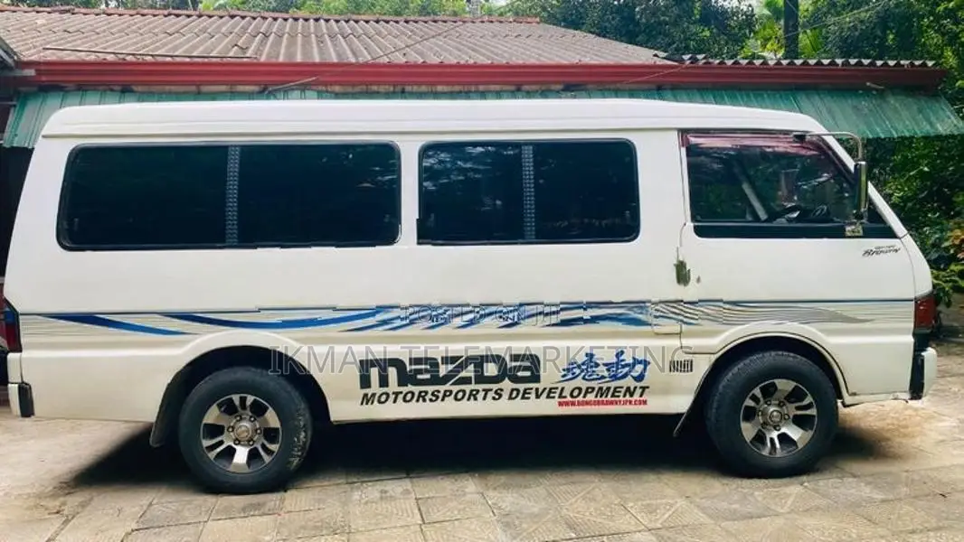 Mazda Brawny 1993